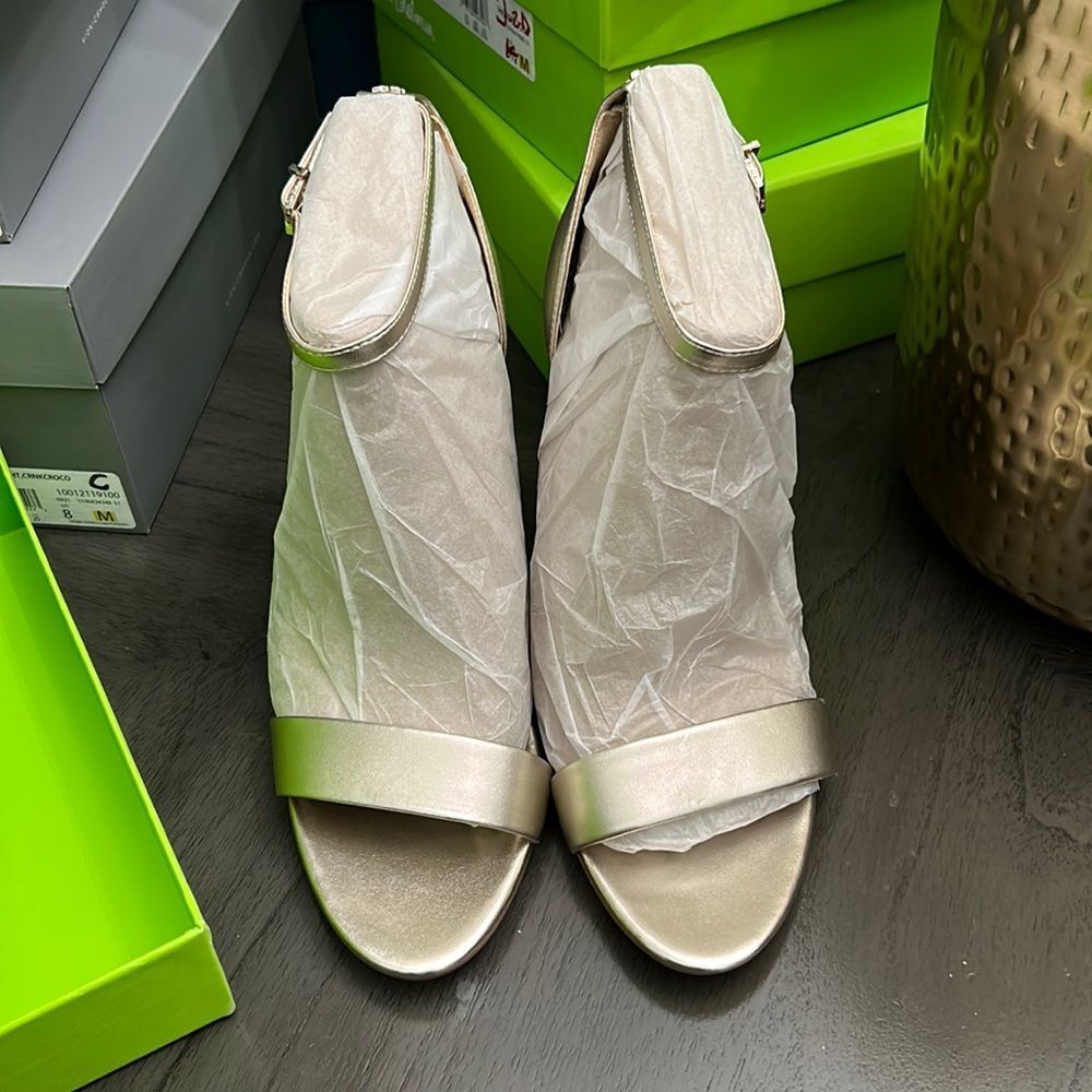 SAM EDELMAN YARO BLOCK HEEL SANDAL - Picture 3 of 16